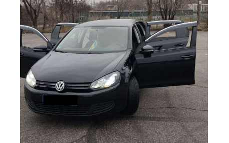 Дефлекторы окон Volkswagen Golf 5