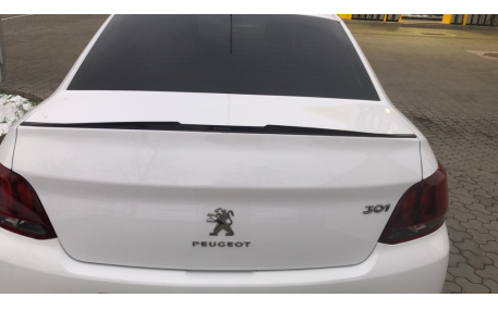 Спойлер Peugeot 301