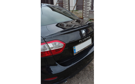 Спойлер Renault Fluence