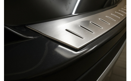 Накладка на задний бампер Toyota RAV4 2012-2015