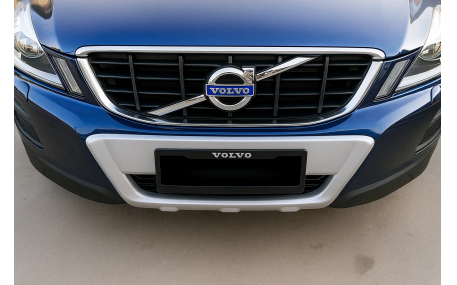 Накладка передняя Volvo XC60