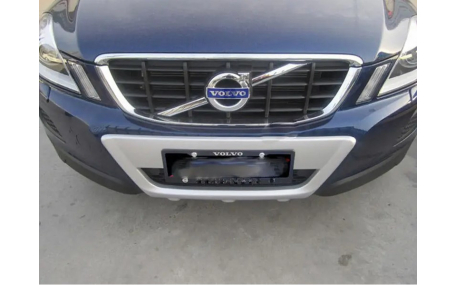 Накладка передняя Volvo XC60