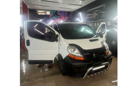 Дефлектор капота Opel Vivaro 