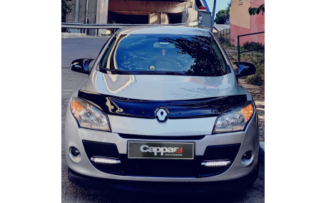 Дефлектор капота Renault Megane 2008-2013