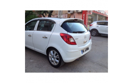 Спойлер Opel Corsa D