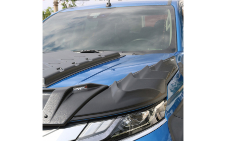 Накладка передняя Mitsubishi L200