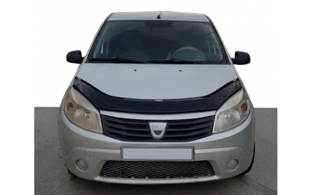 Дефлектор капота Dacia Sandero 