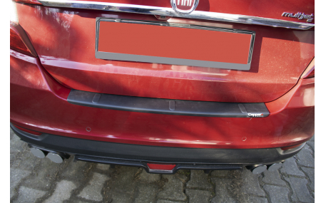 Накладка на задний бампер Fiat Tipo
