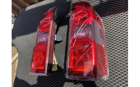 Фонари задние Nissan Patrol Y61 2004-2008