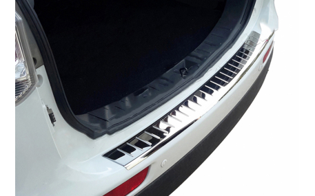 Накладка на задний бампер Mitsubishi Outlander