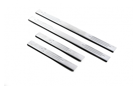 Накладки на пороги Volkswagen Touareg