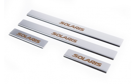 Накладки на пороги Hyundai Accent