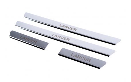 Накладки на пороги Mitsubishi Lancer 9