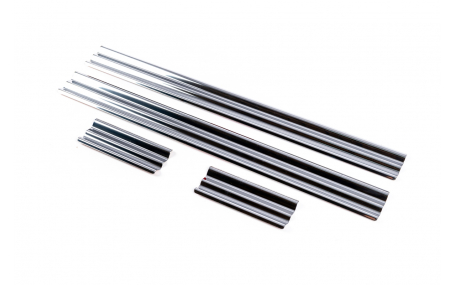 Накладки на пороги Mitsubishi L200