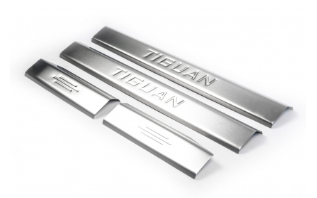 Накладки на пороги Volkswagen Tiguan