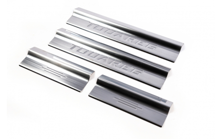 Накладки на пороги Volkswagen Touareg