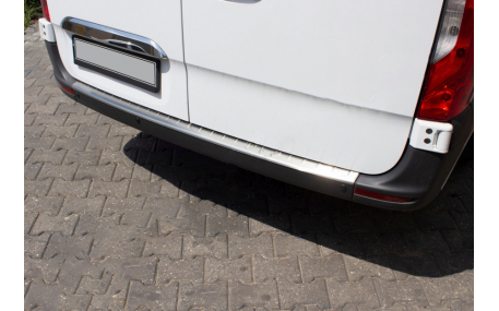 Накладка на задний бампер Mercedes Sprinter W907