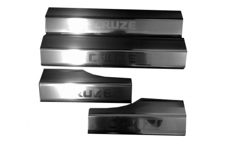 Накладки на пороги Chevrolet Cruze