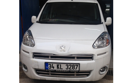 Хром накладки Peugeot Partner
