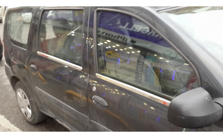 Хром накладки Renault Logan MCV