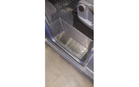 Накладки на пороги Ford Custom