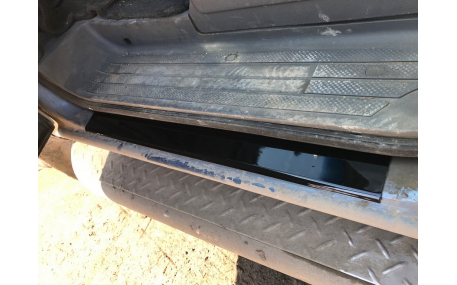 Накладки на пороги Volkswagen T4