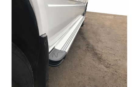 Подножки Mercedes Sprinter