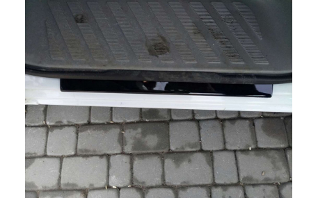 Накладки на пороги Mercedes Sprinter