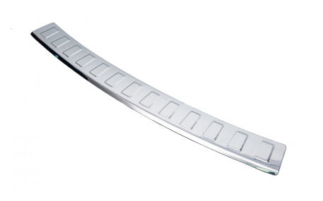 Накладка на задний бампер Volkswagen Golf 5