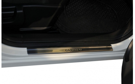 Накладки на пороги Nissan Qashqai