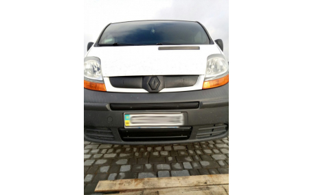 Зимняя накладка на решетку Renault Trafic