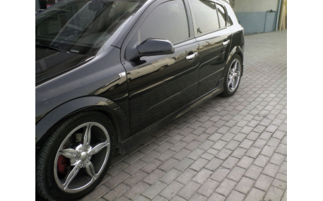 Пороги Opel Astra H