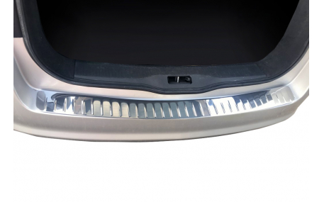 Накладка на задний бампер Opel Astra H