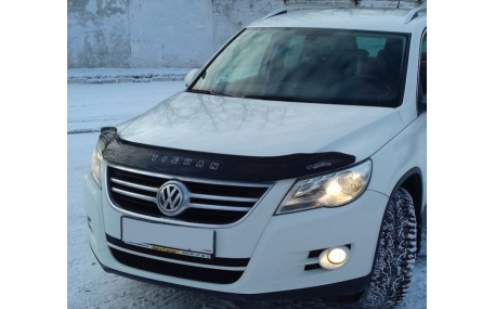 Дефлектор капота Volkswagen Tiguan