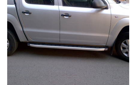 Подножки Volkswagen Amarok