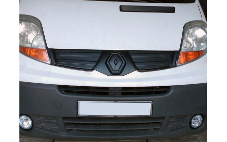 Зимняя накладка на решетку Renault Trafic