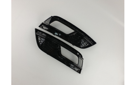 Решетки бампера AUDI A4 B8 2012-2015