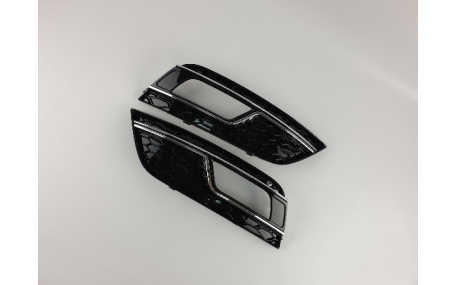 Решетки бампера AUDI A4 B8 2012-2015