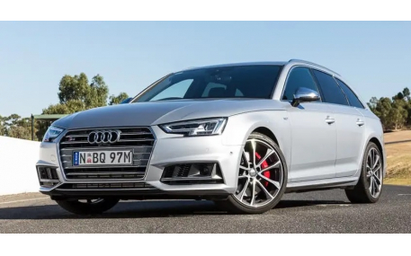 Решетка радиатора Audi A4 B9 2016-2019