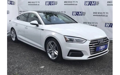 Решетка радиатора Audi A5 F5 2017-2021