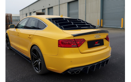 Накладка на заднее стекло Audi A5 2011-2016