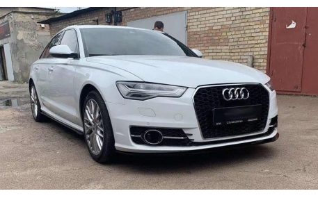 Решетка радиатора Audi A6 C7 2015-2018