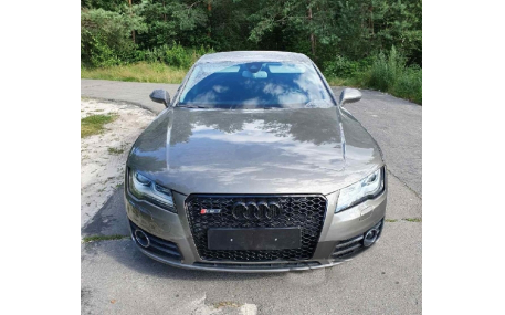 Решетка радиатора Audi A7 2010-2014