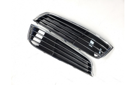 Решетки бампера Audi A8 D4 2010-2014