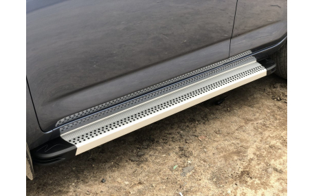 Подножки Toyota RAV4