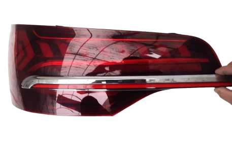 Фонари задние Audi Q7 2010-2015