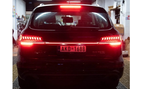 Фонари задние Audi Q7 2010-2015