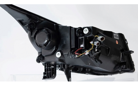 Фары передние Chevrolet Cruze