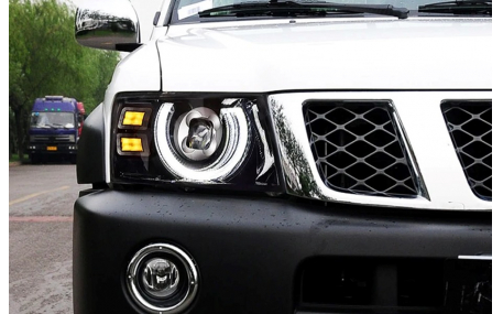 Фары передние Nissan Patrol Y61 2004-2008