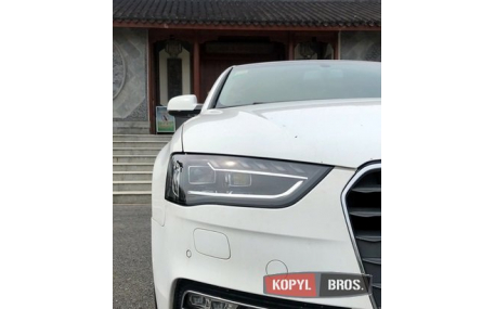 Фары передние AUDI A4 B8 2012-2015